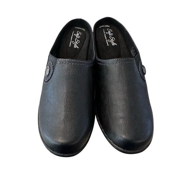 Hush puppy Soft Style Women's Jamila Black Slip-On Mules Size 8.5 Casual Flats - Picture 2 of 12